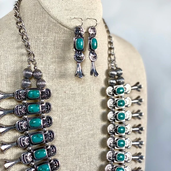 Western Boho Necklace and Earrings Set - Picture 3 of 9